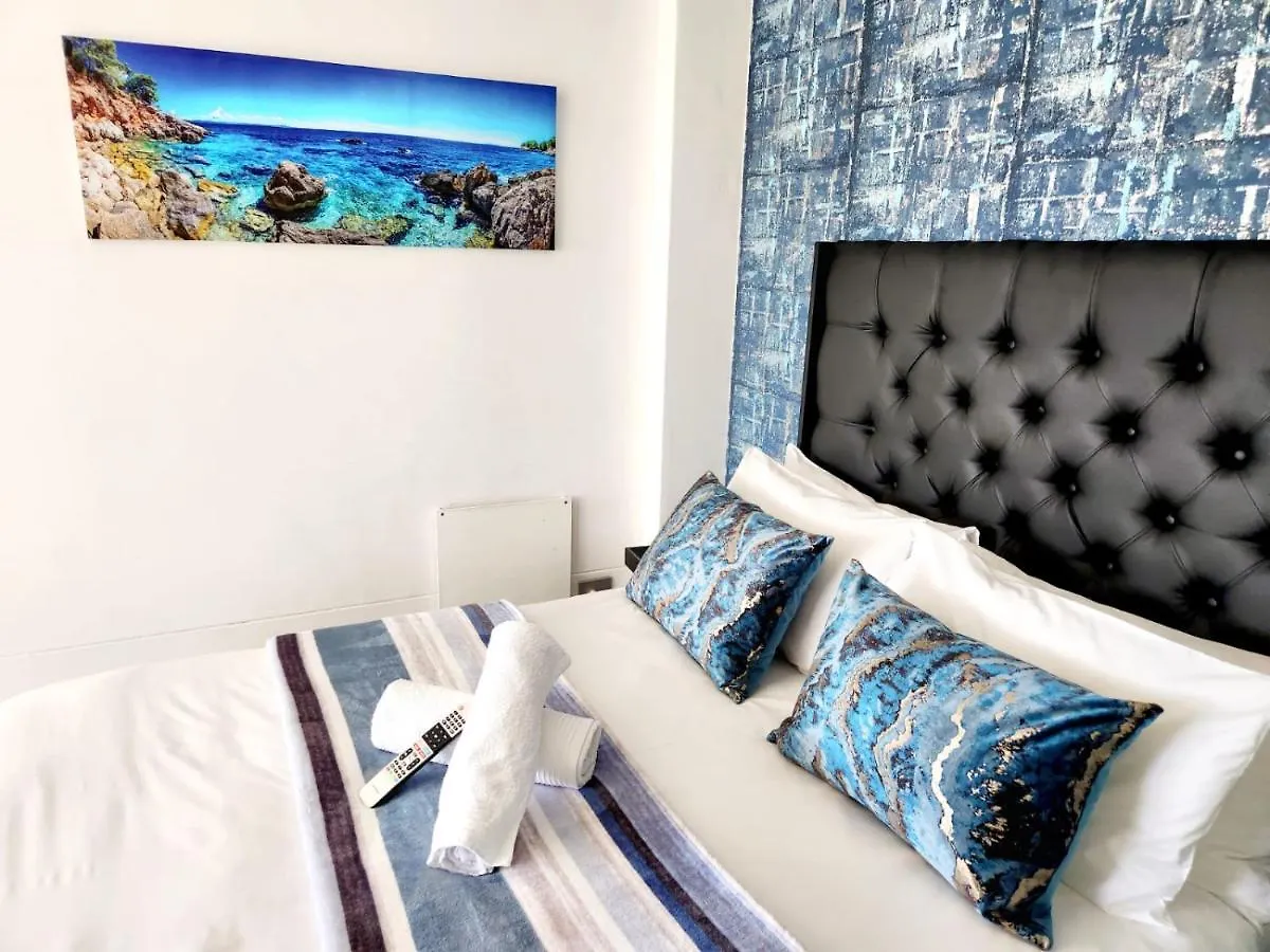 Aparthotel 519 On Breeze Strand