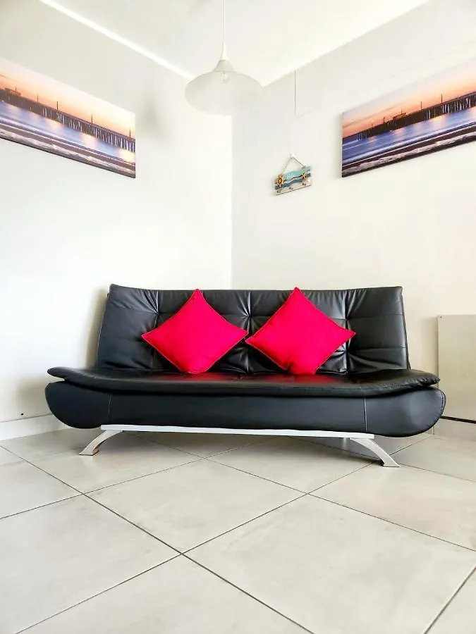 Aparthotel 519 On Breeze Strand